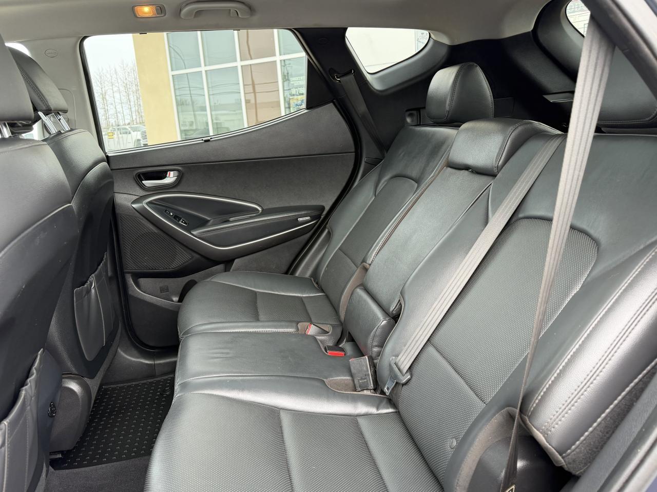 2017 Hyundai Santa Fe Sport SE AWD | 2L Turbo | Leather | Pano Sunroof | Heated Seats | Backup Camera | Bluetooth Redwater AB