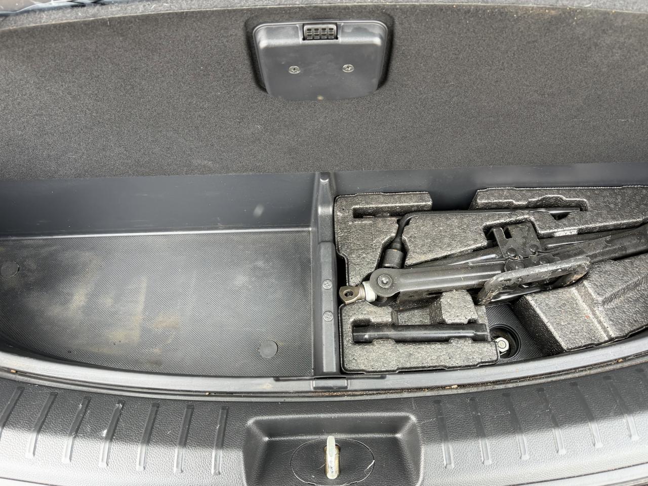 2017 Hyundai Santa Fe Sport SE AWD | 2L Turbo | Leather | Pano Sunroof | Heated Seats | Backup Camera | Bluetooth Redwater AB