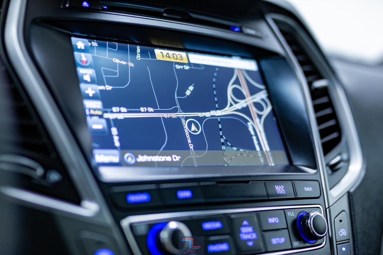 2017 Hyundai Santa Fe XL AWD Ultimate Leather Roof Nav Red Deer AB