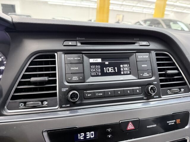 2017 Hyundai Sonata 2.4L Dallas TX 2017 Hyundai Sonata 2.4L Dallas TX