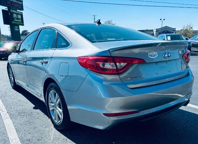 2017 Hyundai Sonata Base
