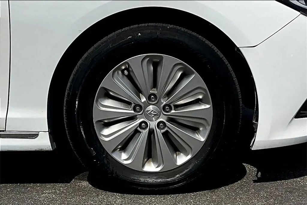 2017 Hyundai Sonata Hybrid SE Sedan 4D Maitland FL