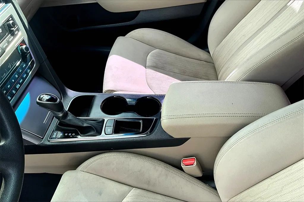 2017 Hyundai Sonata Hybrid SE Sedan 4D Maitland FL