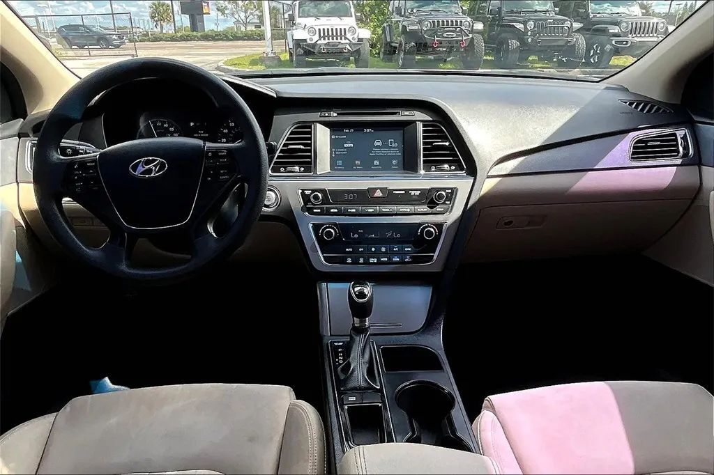 2017 Hyundai Sonata Hybrid SE Sedan 4D Maitland FL