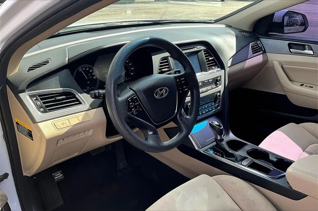 2017 Hyundai Sonata Hybrid SE Sedan 4D Maitland FL