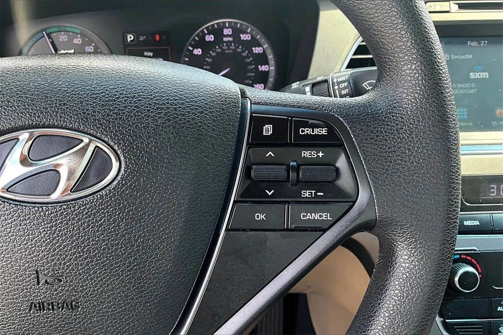 2017 Hyundai Sonata Hybrid SE Sedan 4D Maitland FL