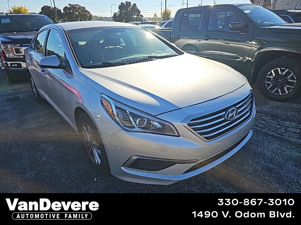 Used 2017 Hyundai Sonata SE FWD