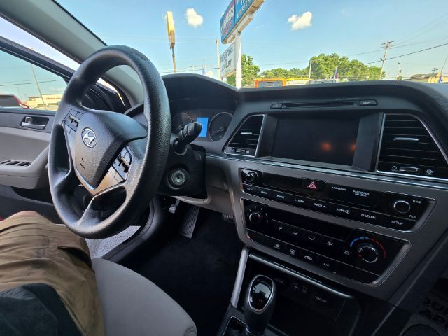 2017 Hyundai Sonata SE Saint Joseph MO