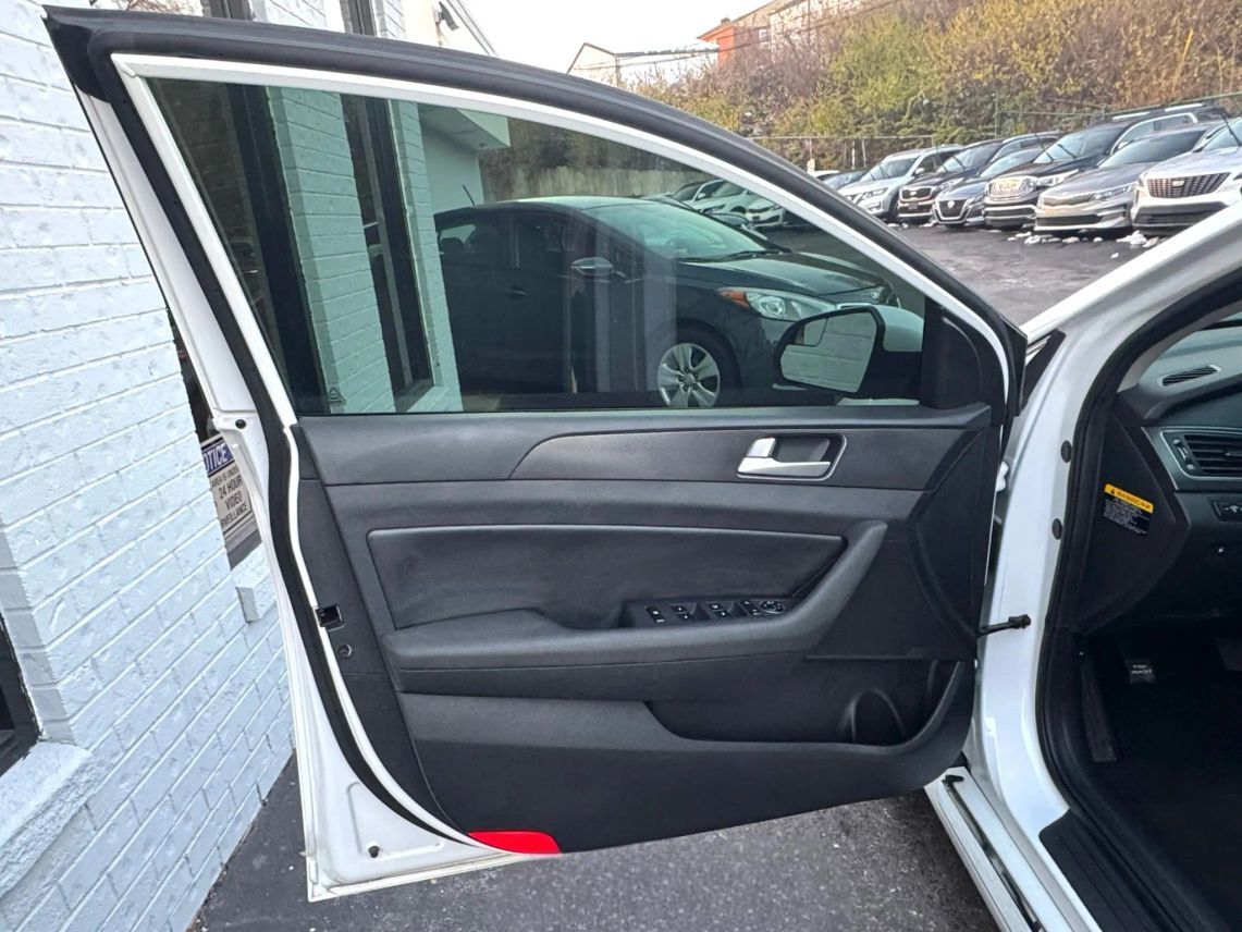 2017 Hyundai Sonata Sport Sedan 4D Cincinnati OH