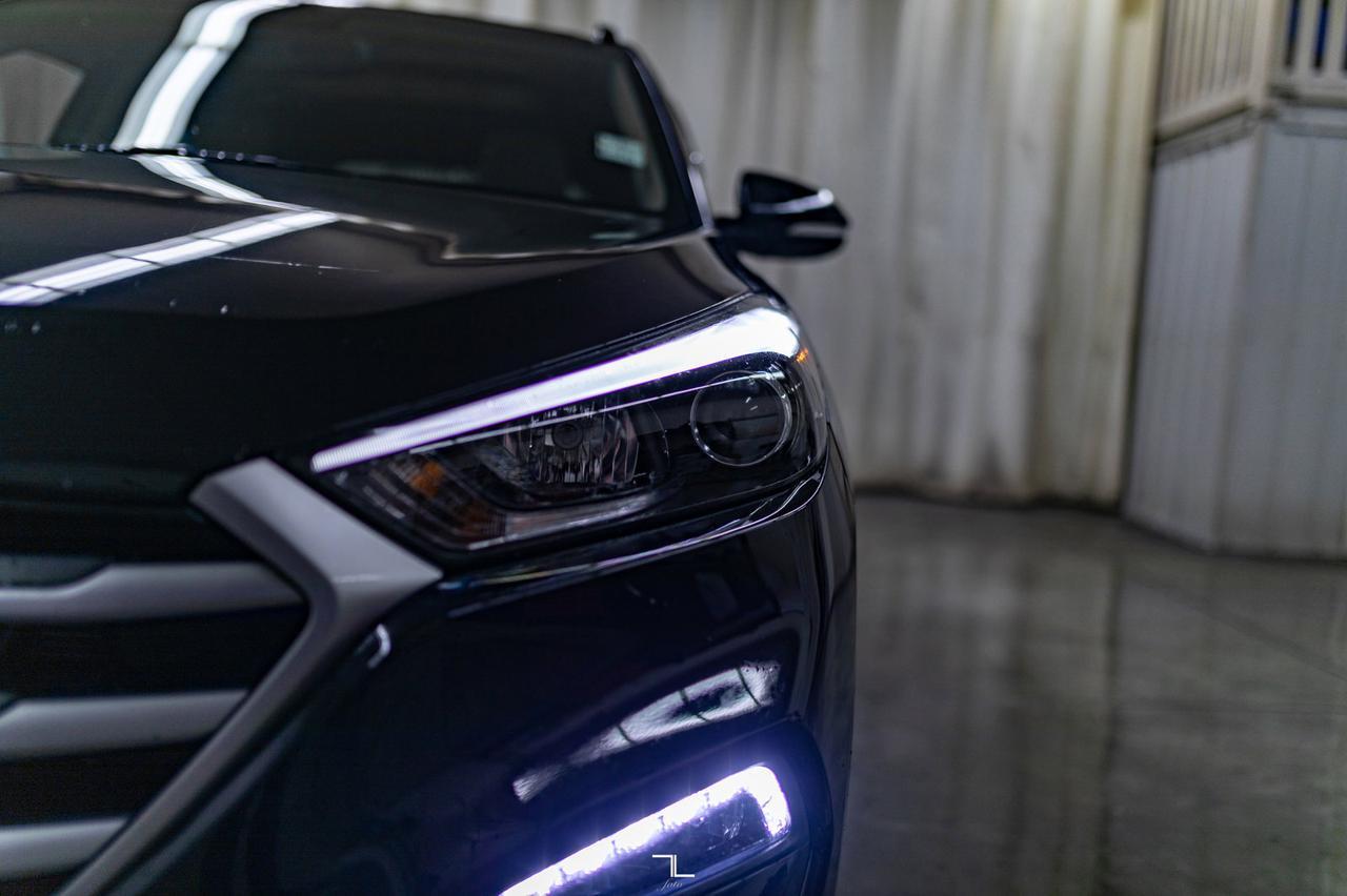 2017 Hyundai Tucson AWD Luxury Leather Roof Nav Red Deer AB