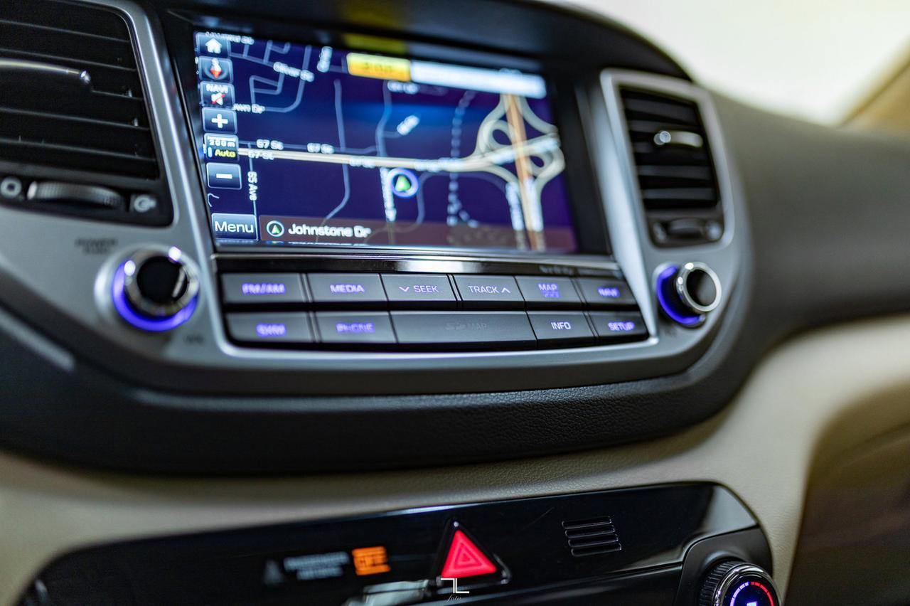 2017 Hyundai Tucson AWD Luxury Leather Roof Nav Red Deer AB