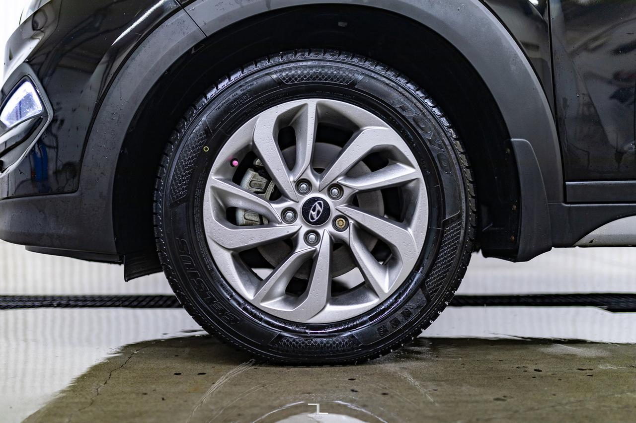 2017 Hyundai Tucson AWD Luxury Leather Roof Nav Red Deer AB