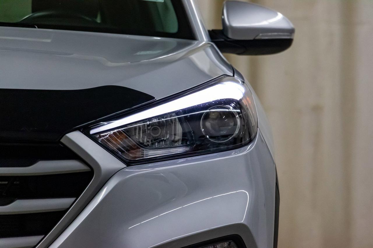 2017 Hyundai Tucson AWD SE Leather Roof BCam Red Deer AB