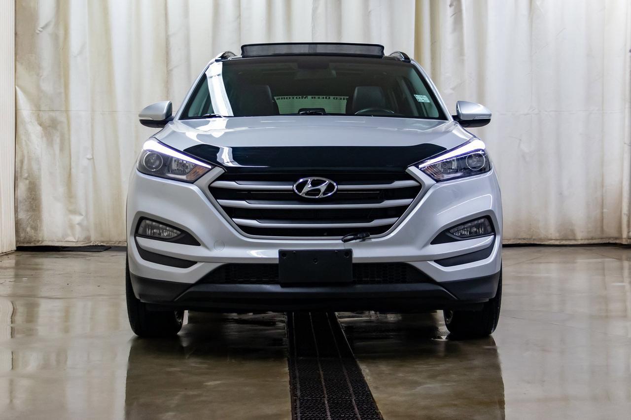 2017 Hyundai Tucson AWD SE Leather Roof BCam Red Deer AB