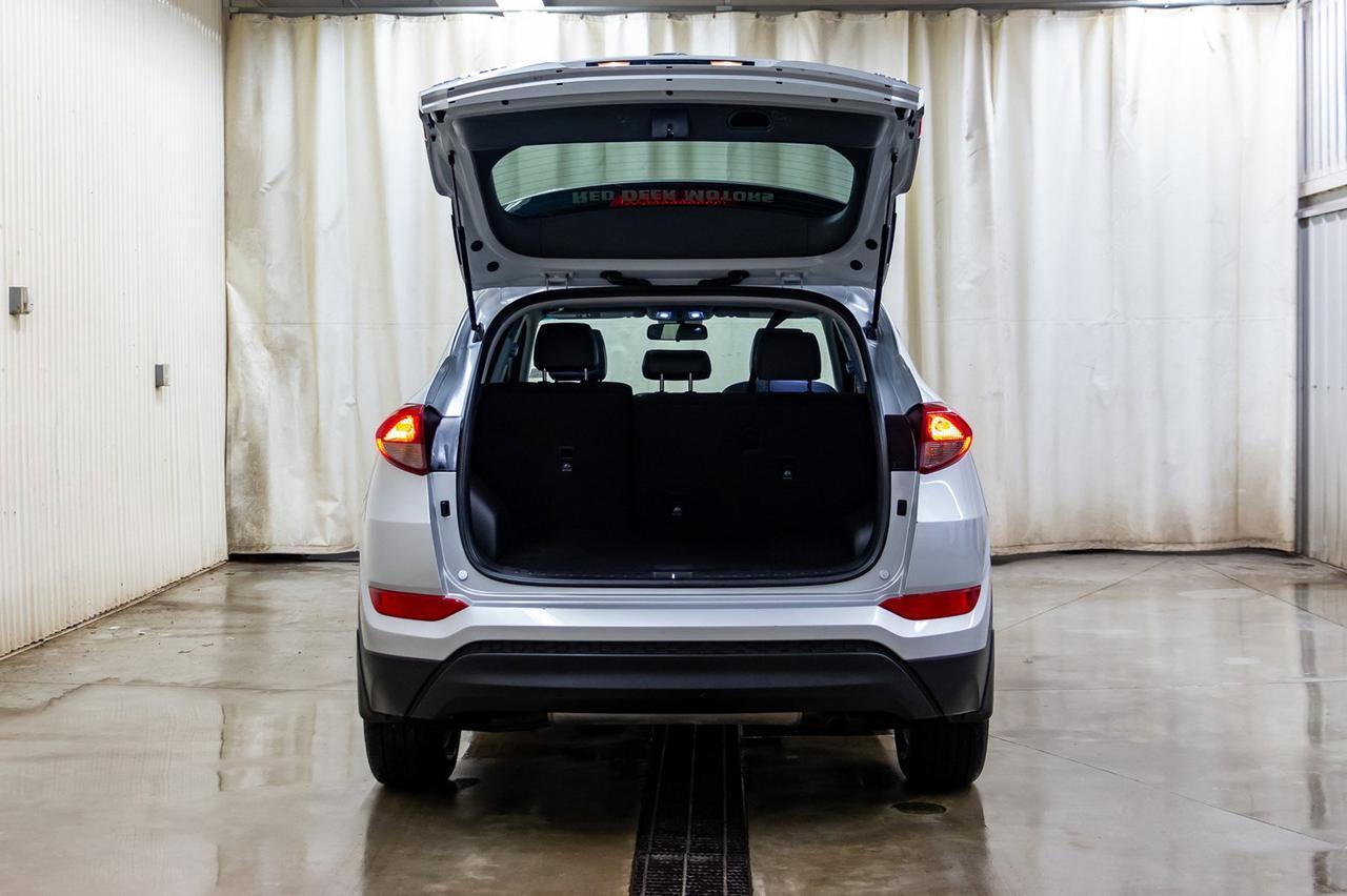 2017 Hyundai Tucson AWD SE Leather Roof BCam Red Deer AB