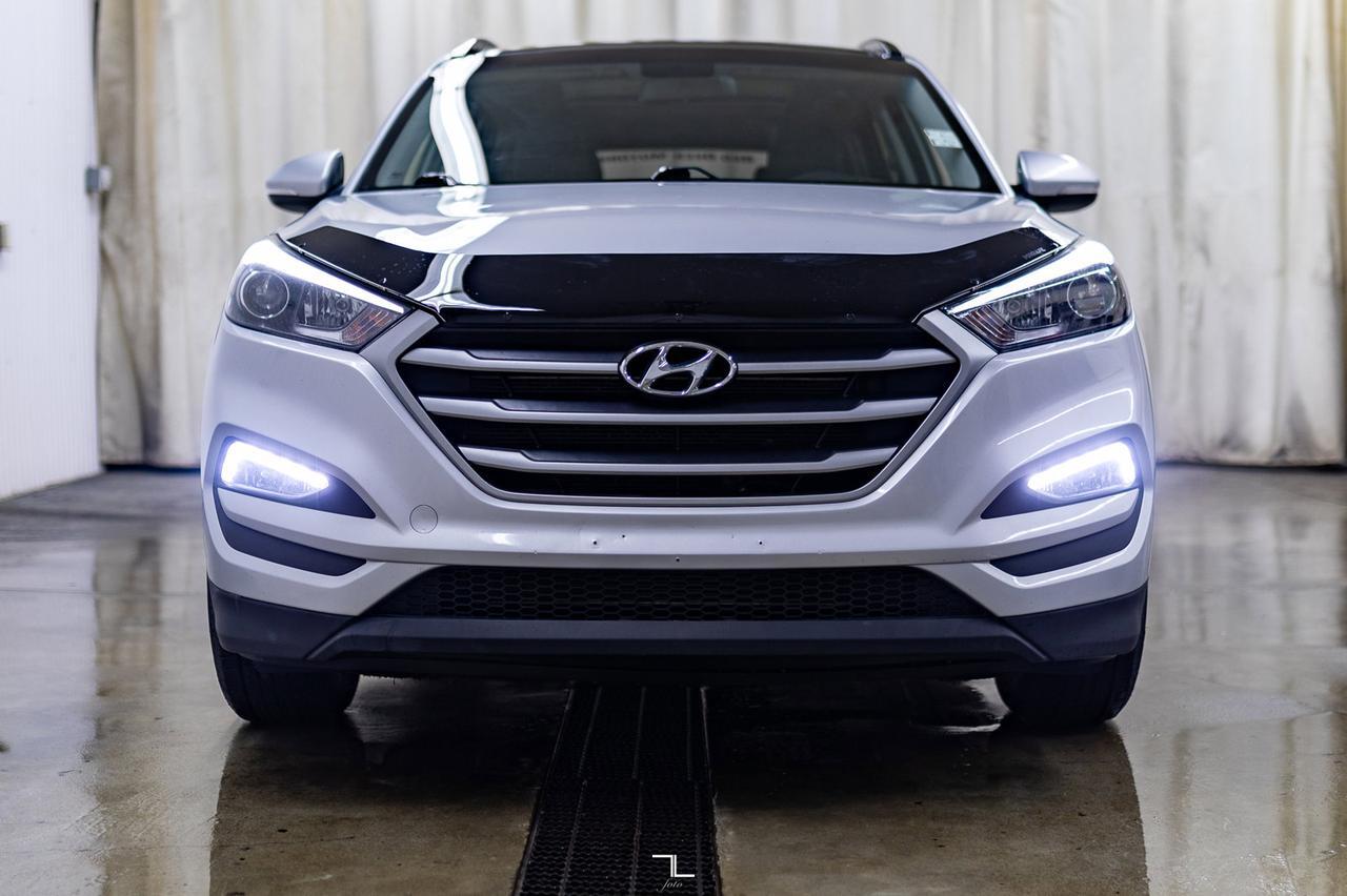 2017 Hyundai Tucson AWD SE Leather Roof BCam Red Deer AB