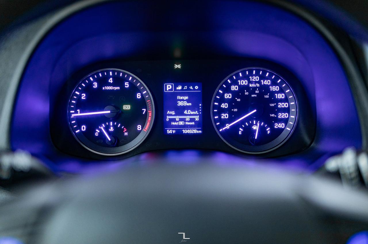 2017 Hyundai Tucson AWD SE Leather Roof BCam Red Deer AB