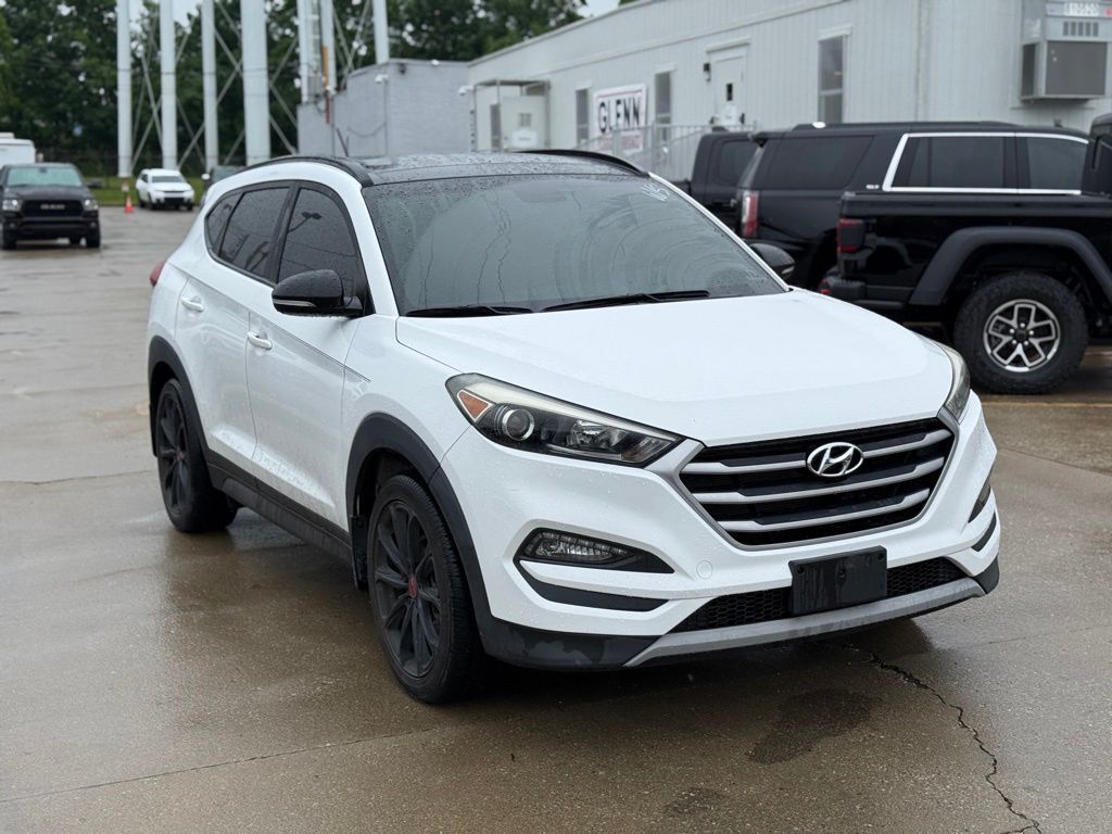 2017 Hyundai Tucson Night Crestwood KY