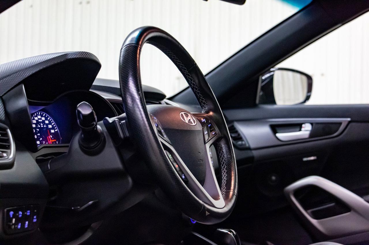 2017 Hyundai Veloster Turbo Leather Roof Nav Red Deer AB