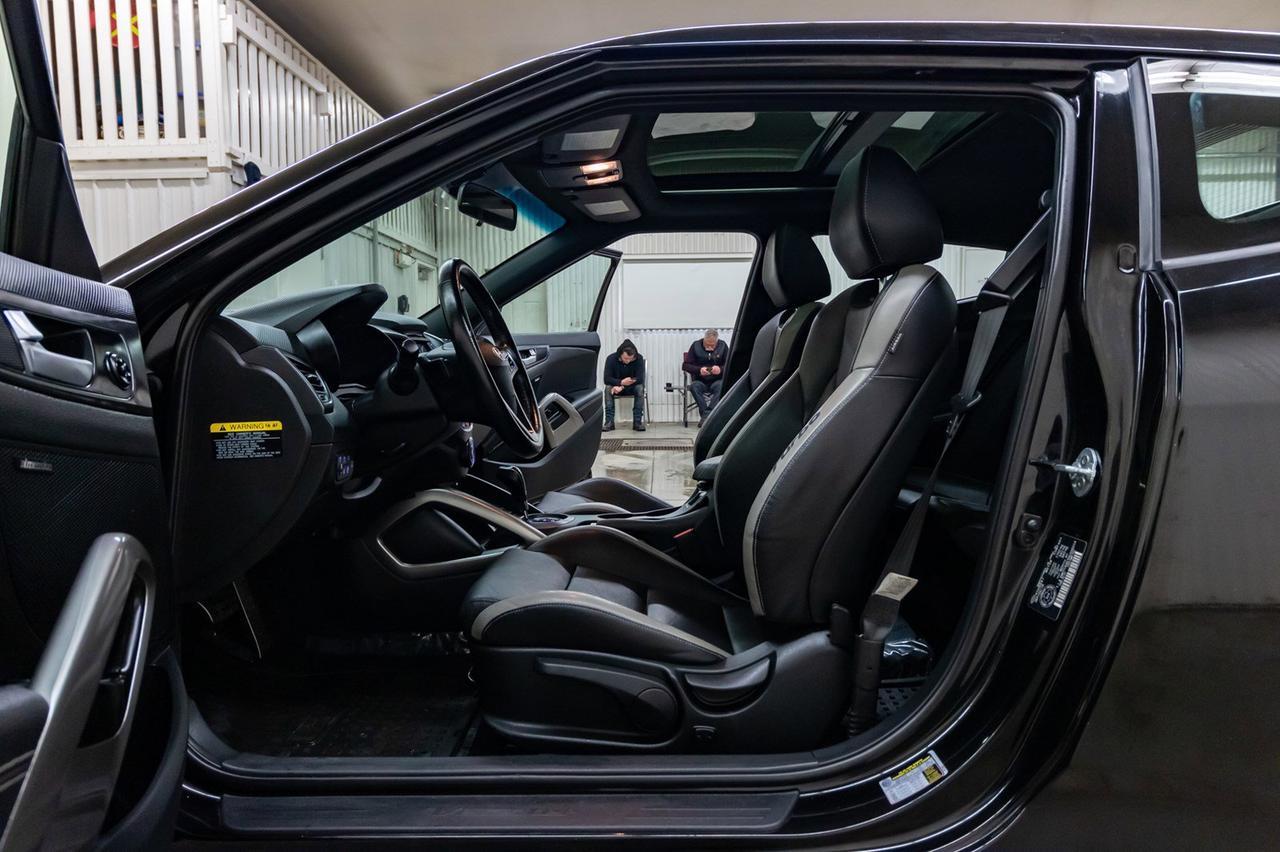 2017 Hyundai Veloster Turbo Leather Roof Nav Red Deer AB