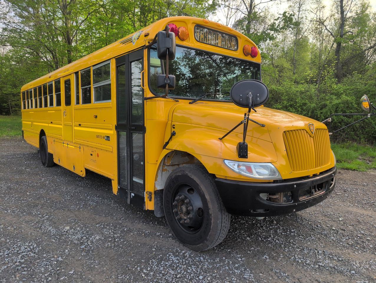 2017 IC INTERNATIONAL CE300