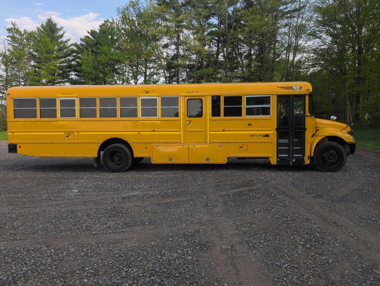 2017 IC INTERNATIONAL CE300