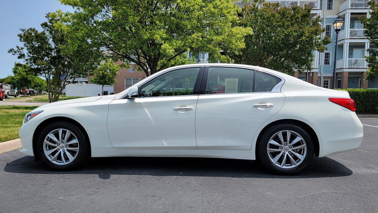 2017 INFINITI Q50 2.0t AWD, BLUETOOTH, CD PLAYER, CLIMATE CONTROL