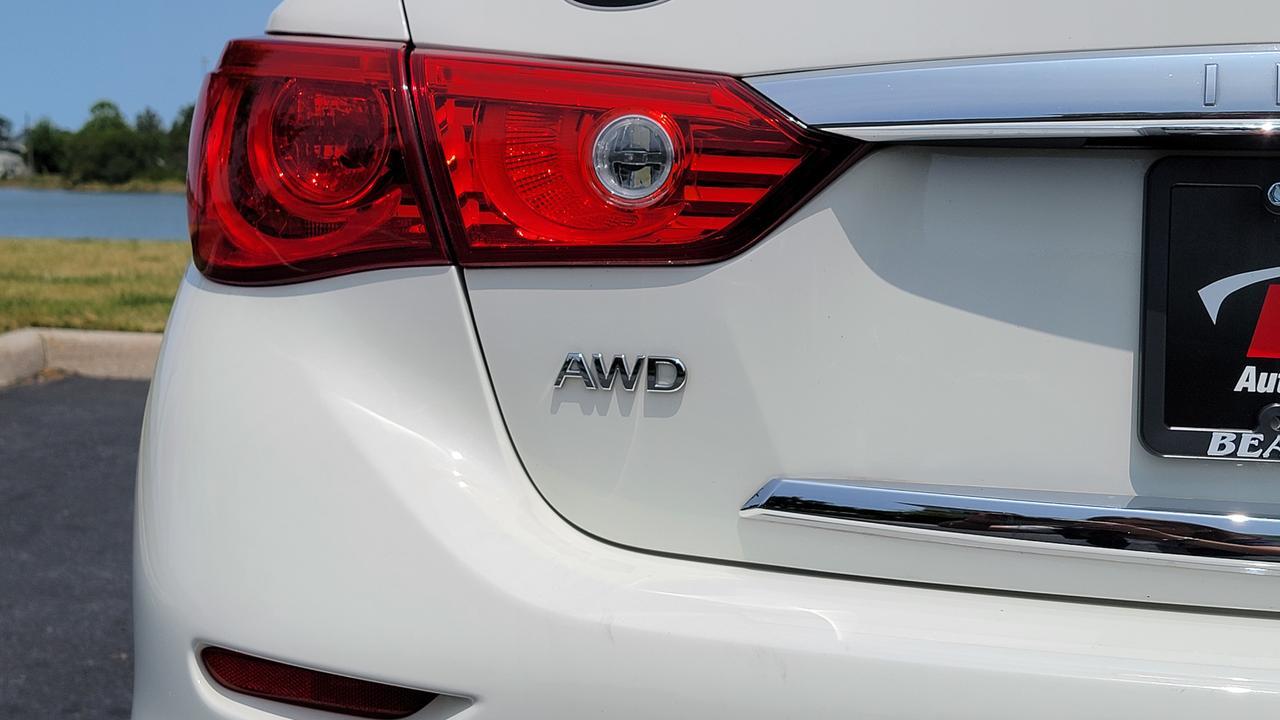 2017 INFINITI Q50 2.0t AWD, BLUETOOTH, CD PLAYER, CLIMATE CONTROL