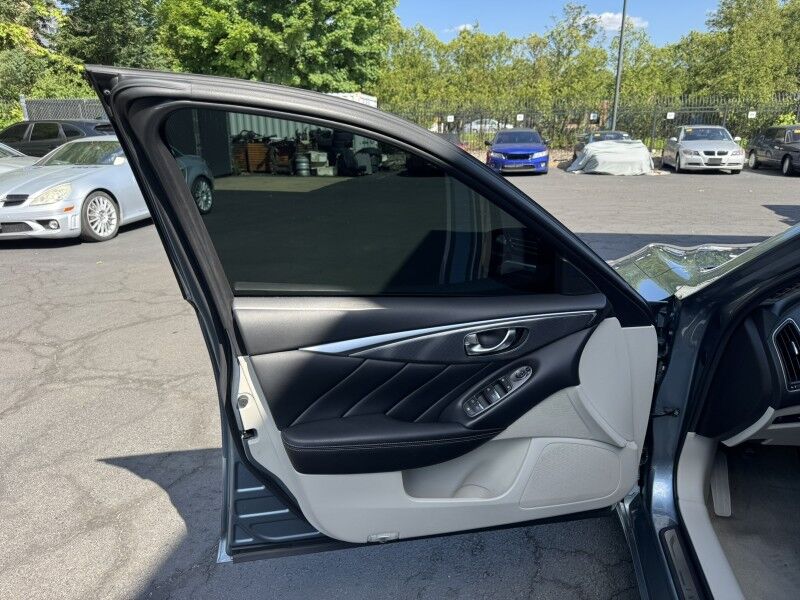 2017 INFINITI Q50 3.0t Signature Edition Willow Grove PA