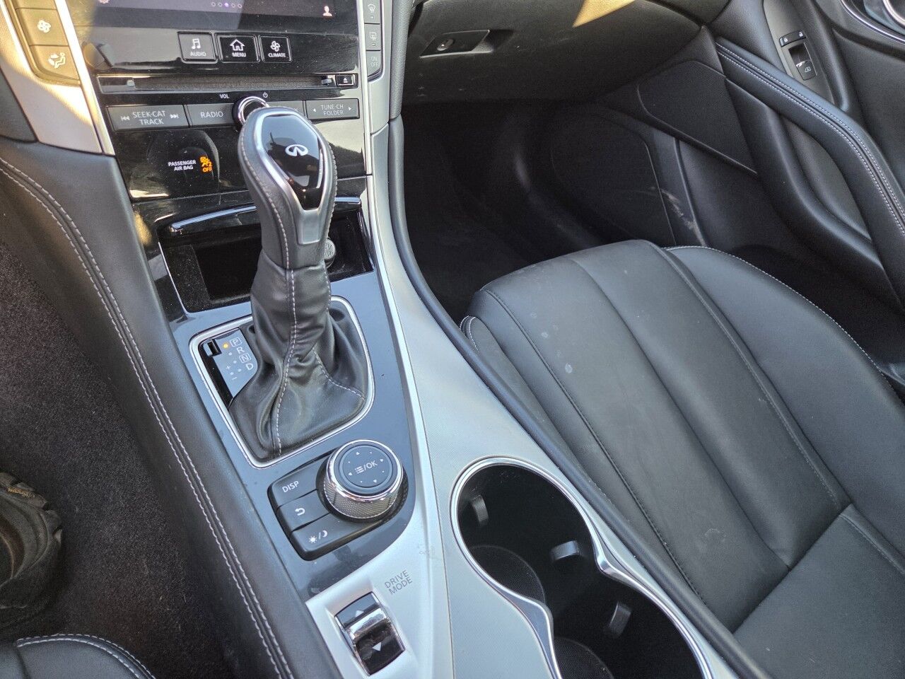 2017 INFINITI Q60 2.0t Charlton MA