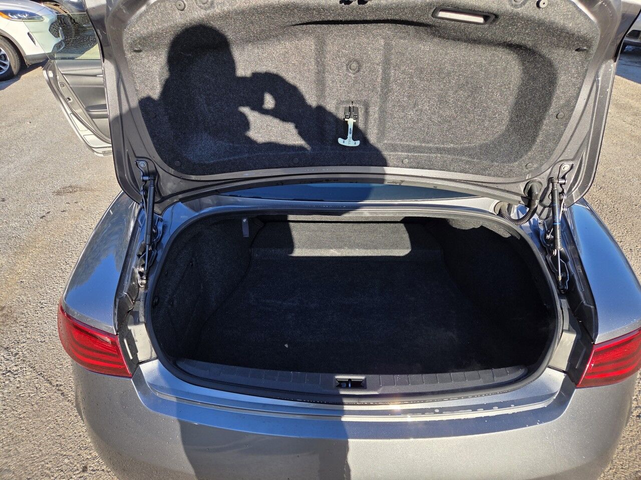 2017 INFINITI Q60 2.0t Charlton MA