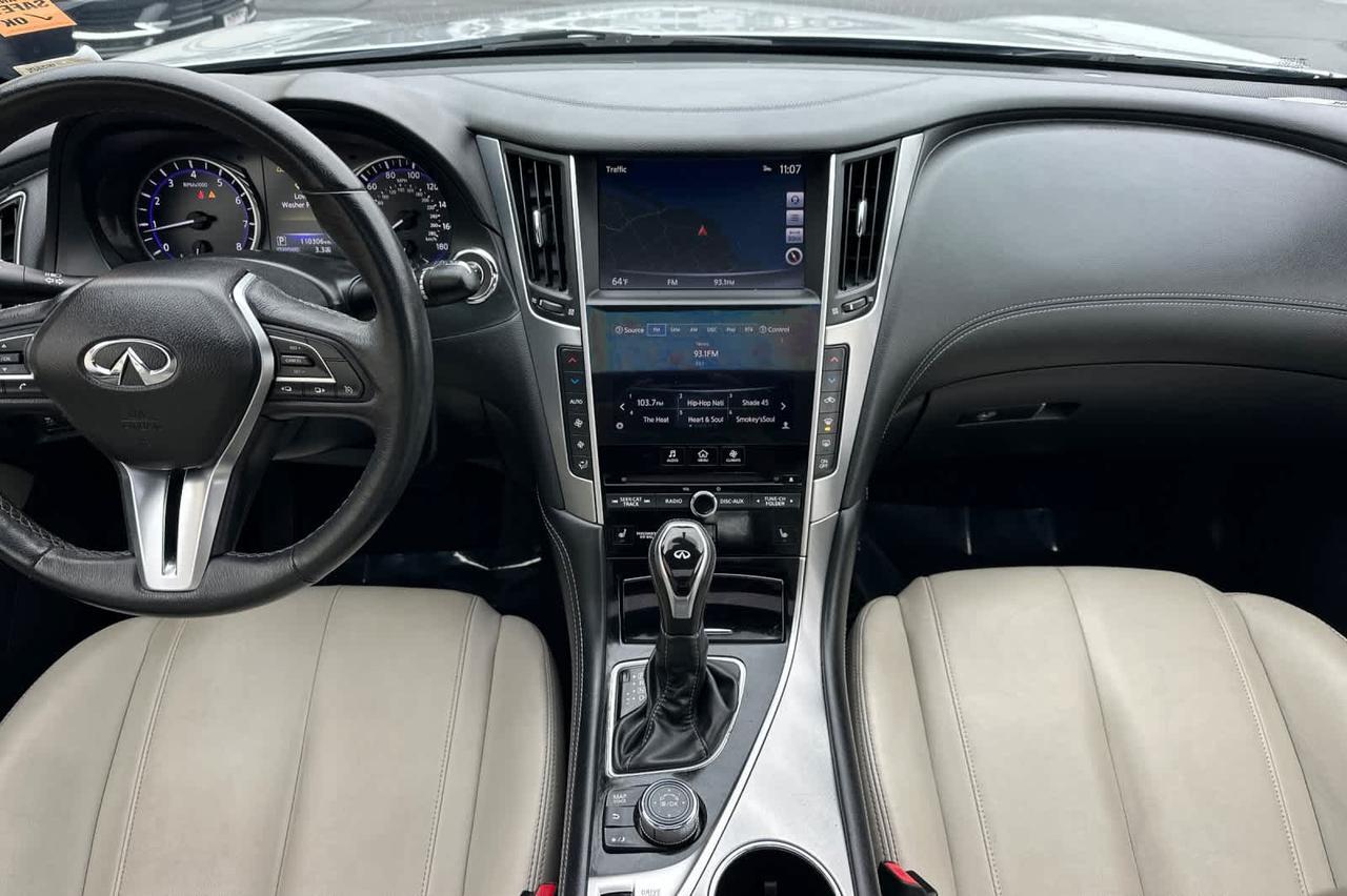 2017 INFINITI Q60 2.0t Premium