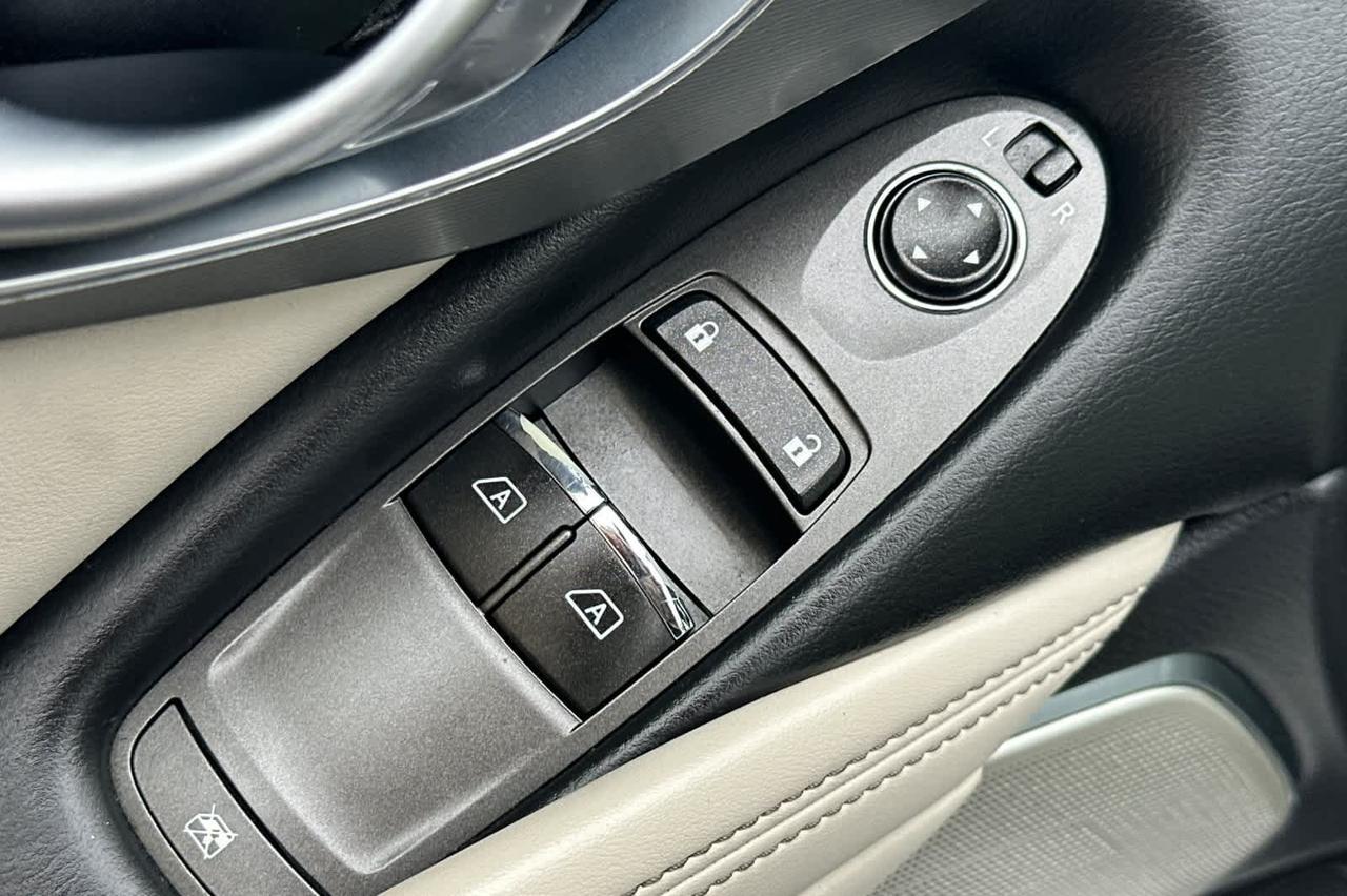 2017 INFINITI Q60 2.0t Premium Roseville CA