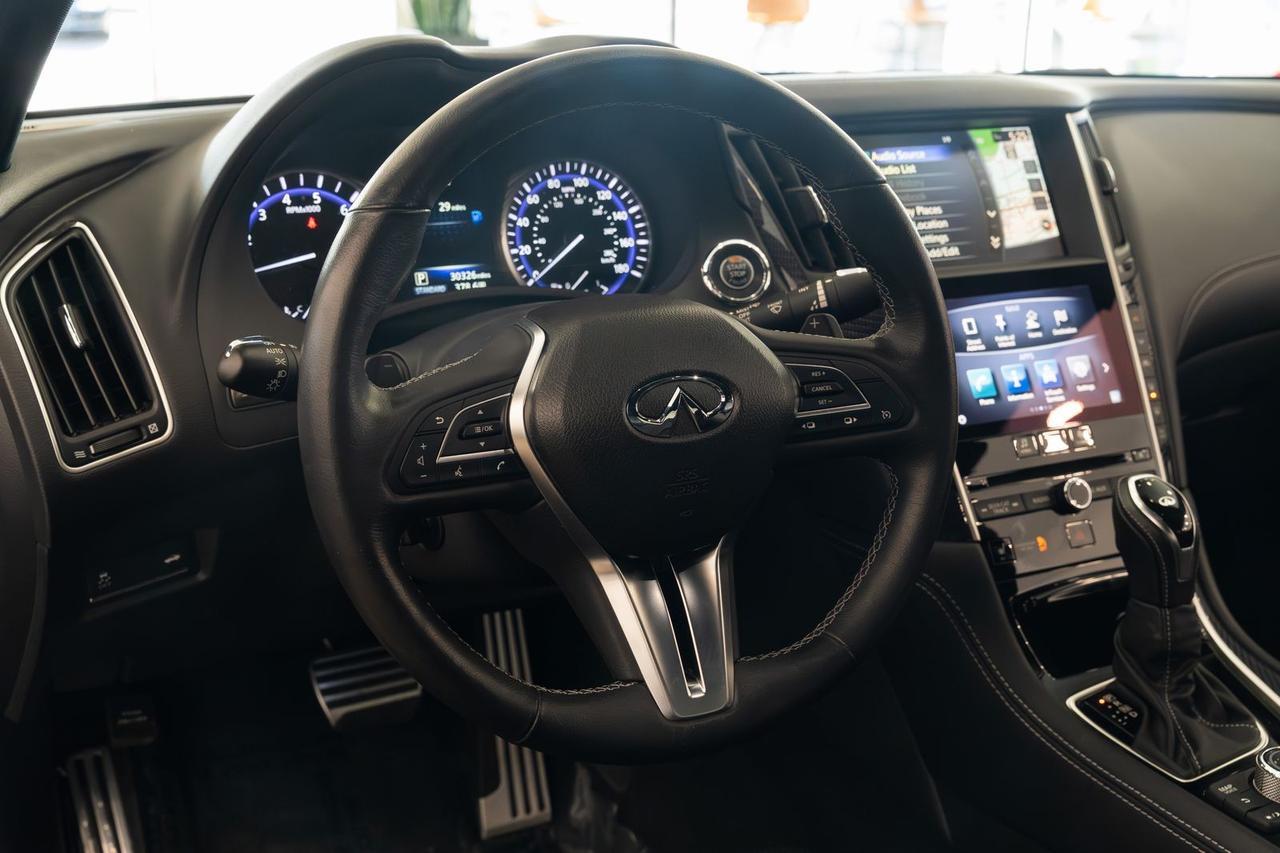 2017 INFINITI Q60 Red Sport 400 Gladstone OR