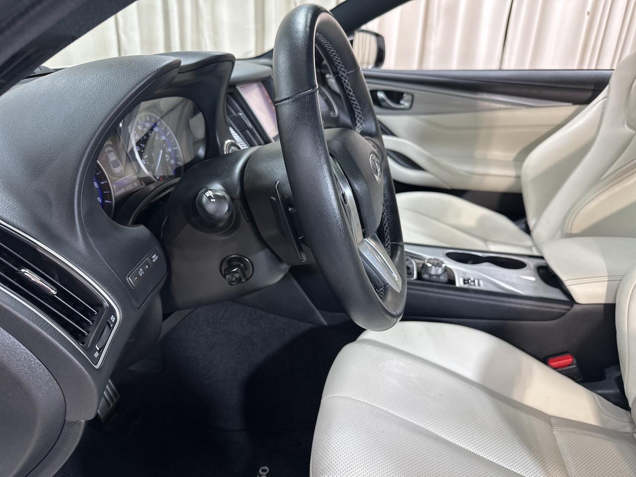 2017 INFINITI Q60 Red Sport 400 Annapolis MD