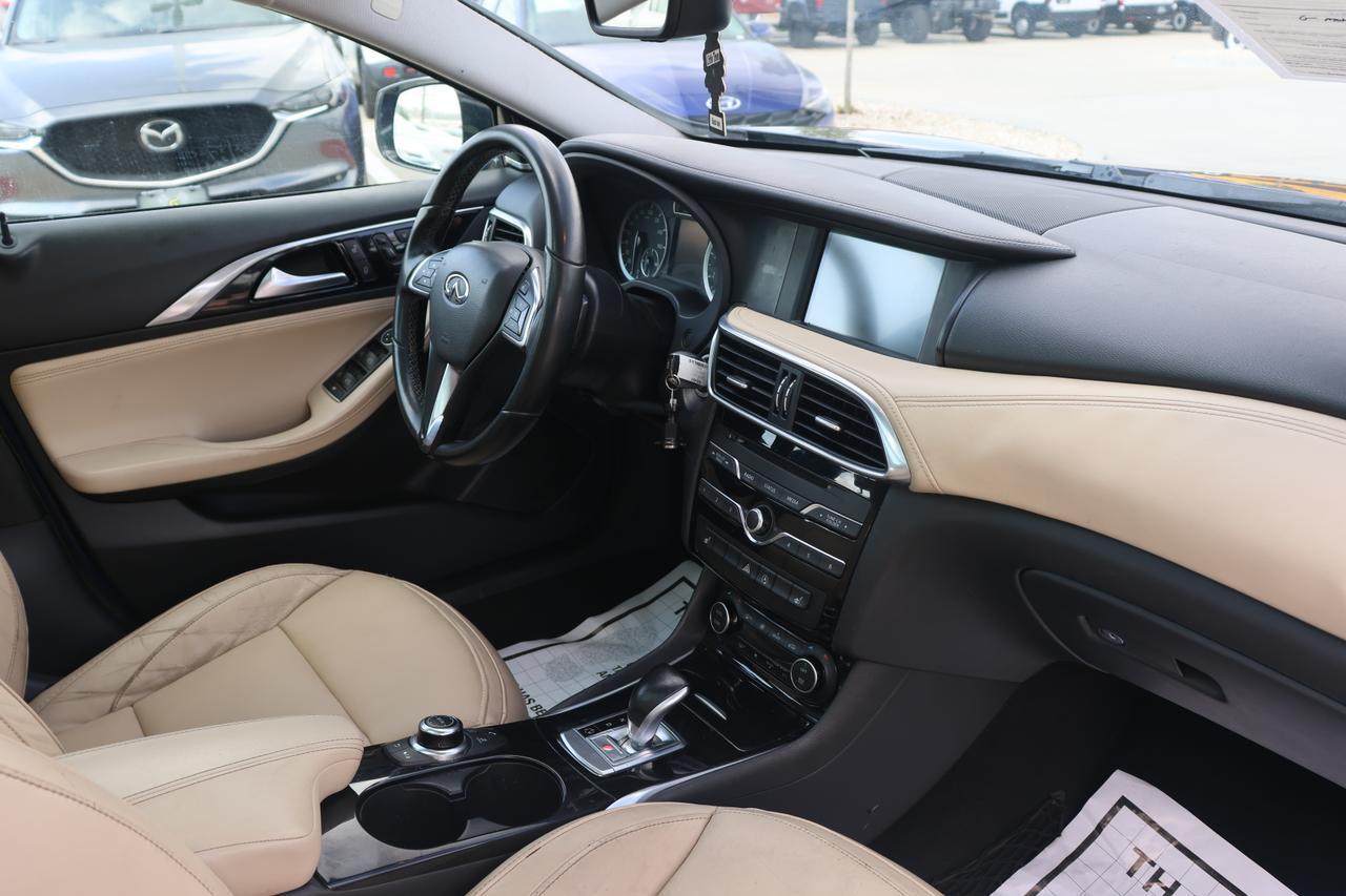 2017 INFINITI QX30 BASE Houston TX