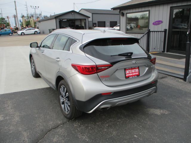 2017 INFINITI QX30 Luxury Florence KY