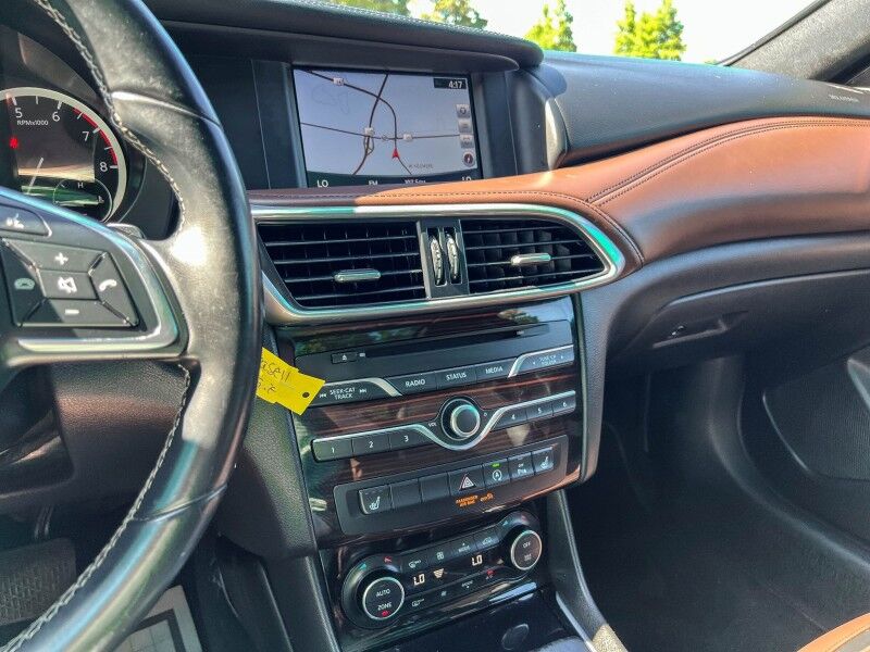 2017 INFINITI QX30 Luxury Wilmington NC