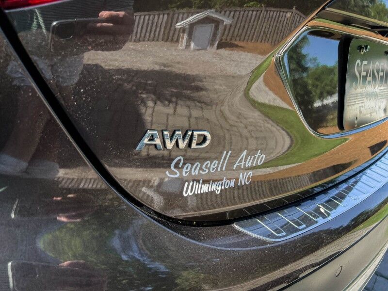 2017 INFINITI QX30 Luxury Wilmington NC