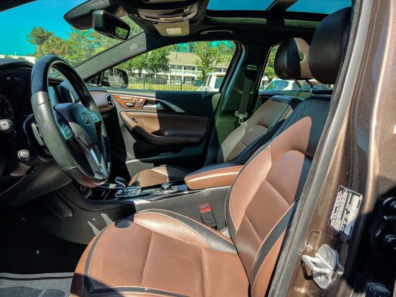 2017 INFINITI QX30 Luxury Wilmington NC