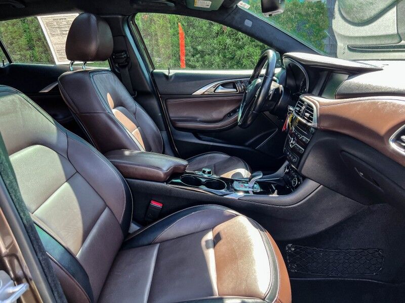 2017 INFINITI QX30 Luxury Wilmington NC