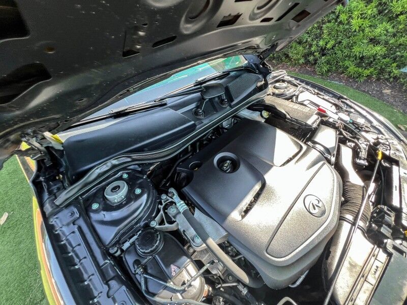 2017 INFINITI QX30 Luxury Wilmington NC