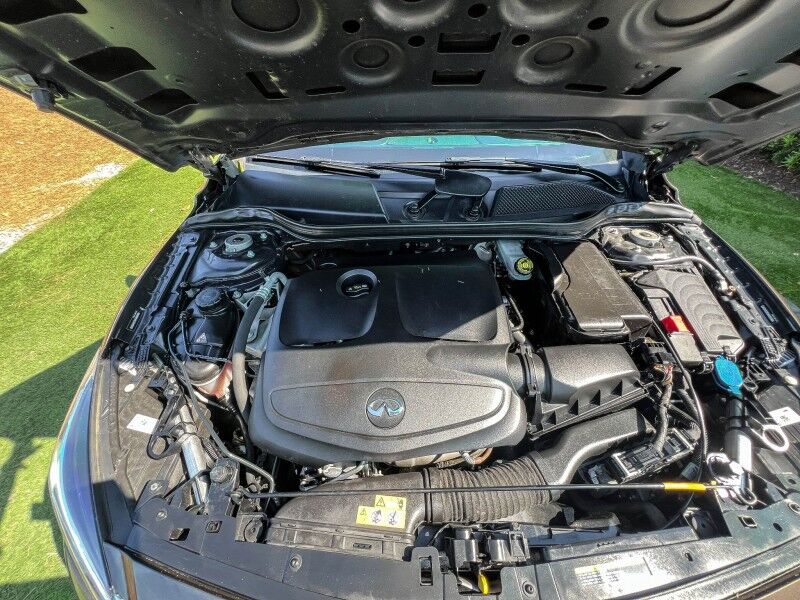 2017 INFINITI QX30 Luxury Wilmington NC