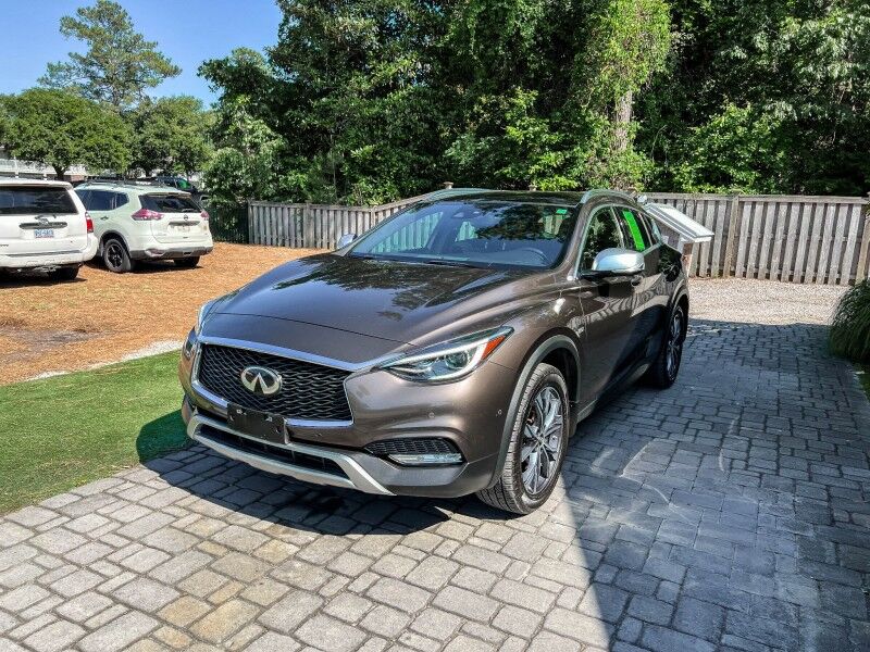 2017 INFINITI QX30 Luxury Wilmington NC
