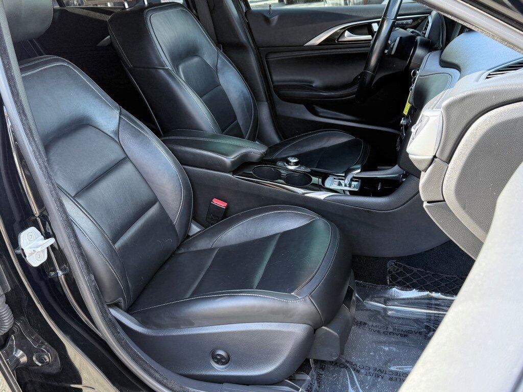 2017 INFINITI QX30 Luxury Springfield VA