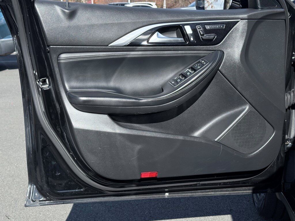 2017 INFINITI QX30 Luxury Springfield VA