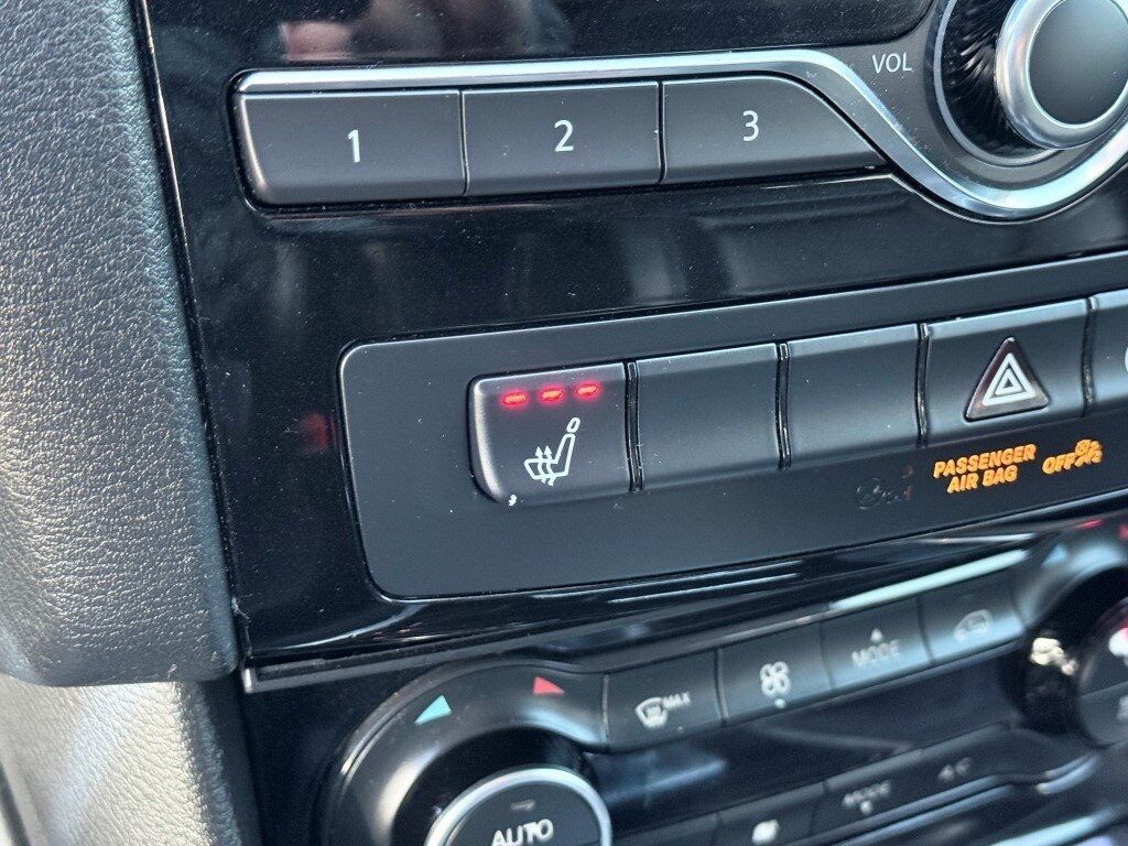 2017 INFINITI QX30 Luxury Springfield VA