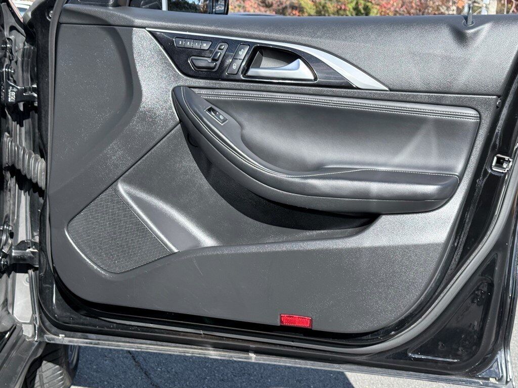 2017 INFINITI QX30 Luxury Springfield VA