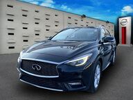 2017 INFINITI QX30 Premium Greenvale NY 2017 INFINITI QX30 Premium Greenvale NY