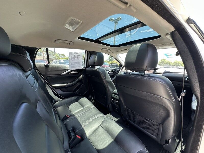 2017 INFINITI QX30 Premium Jacksonville FL
